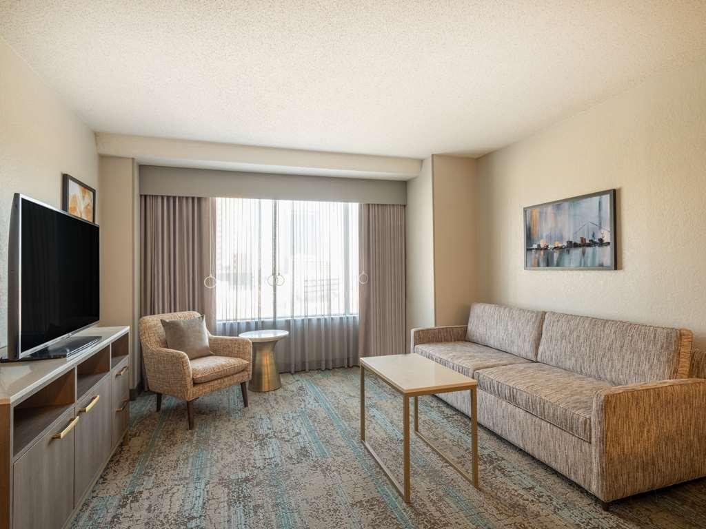 Homewood Suites By Hilton Toledo Downtown Oda fotoğraf